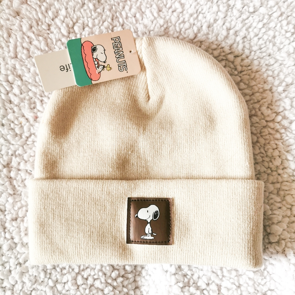 Peanuts Snoopy Cream Beanie